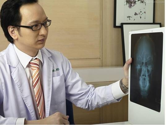 执业医师（具有医师执业证且实际从事医疗、预防保健工作的人员）