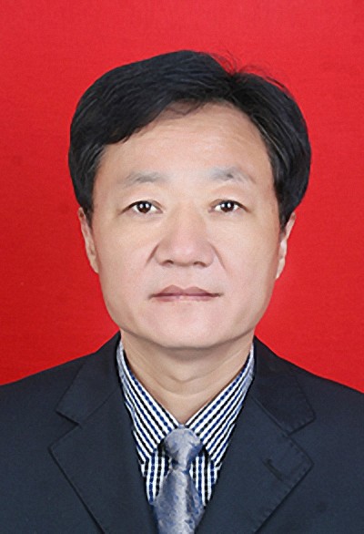 余伟（河南省漯河市人大常委会党组成员、副主任）
