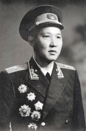傅崇碧