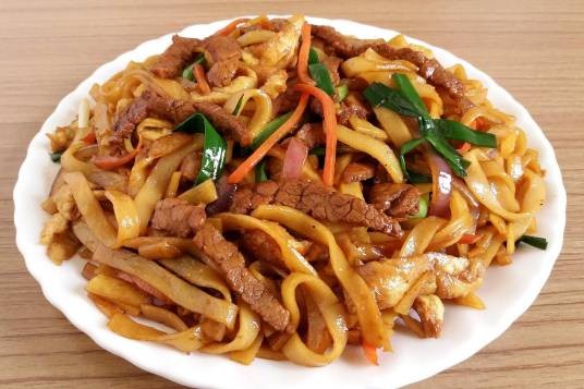 炒河粉
