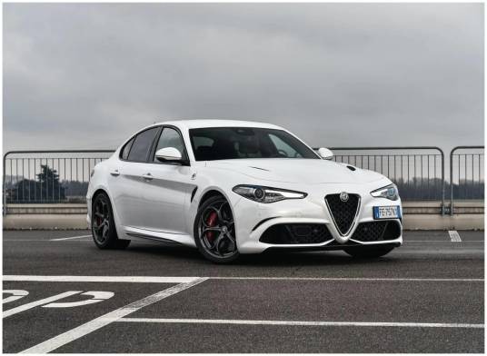 Giulia（阿尔法·罗密欧旗下中型车）