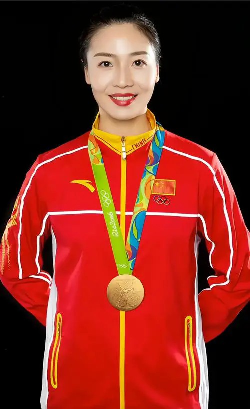 魏秋月（中国前女子排球运动员）