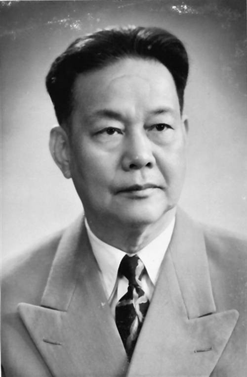 周信芳