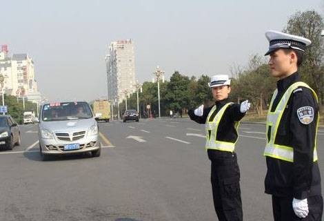 协警员