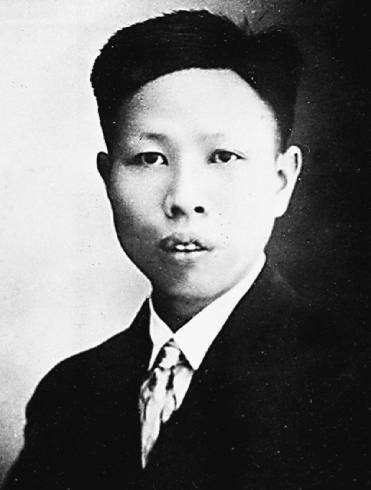 黄公略