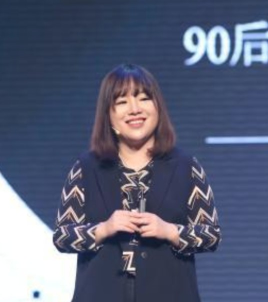 咪蒙（中国内地女作家、北京十月初五影视传媒有限公司首席执行官）