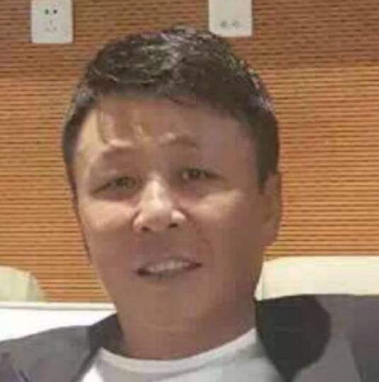 郭斌（山东威海亲见集团董事长）