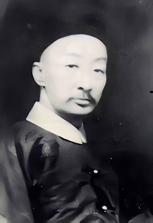 瓜尔佳·荣禄
