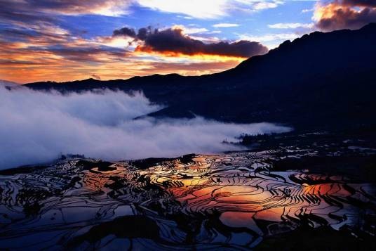 哀牢山