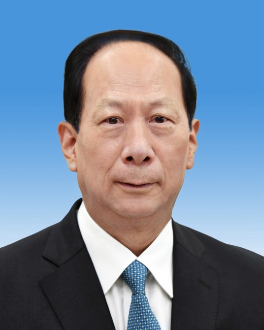 石泰峰