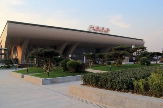 石家庄站(中国河北省石家庄市境内铁路车站)
