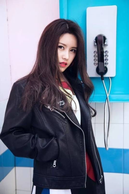 麦小兜（中国内地女歌手）