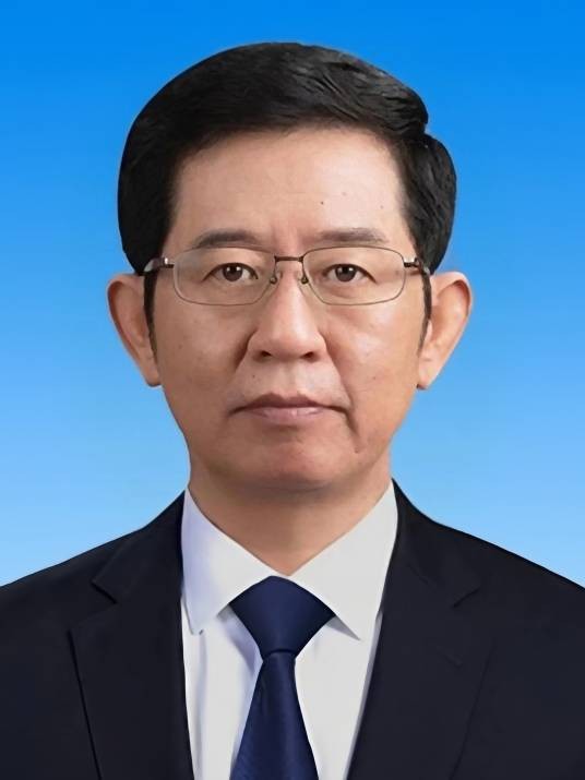 王志忠（公安部党委委员、副部长兼特勤局党委书记、局长）