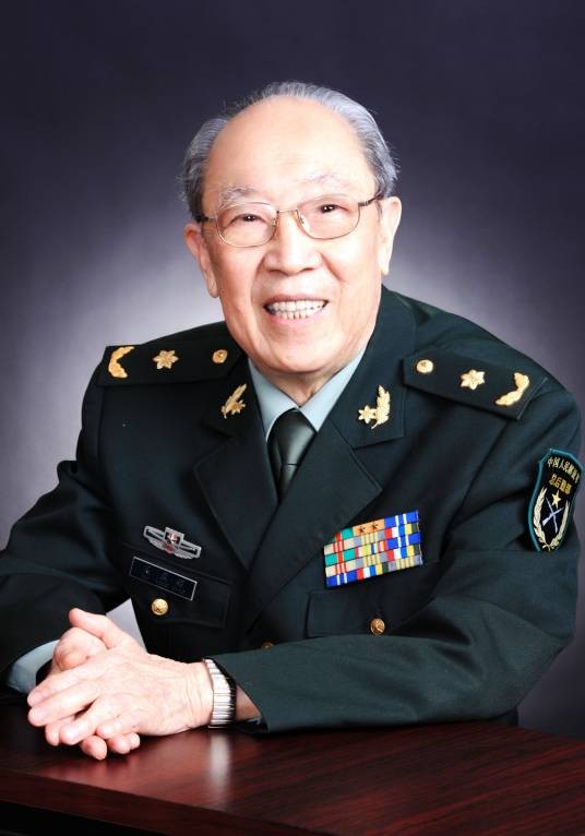 吴孟超(中国科学院院士、中国肝胆外科之父)