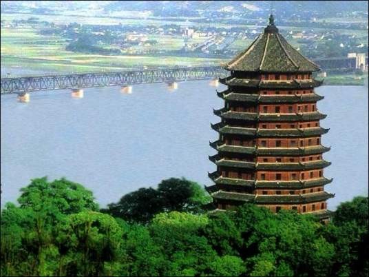 六和塔（浙江省杭州市全国重点文物保护单位）