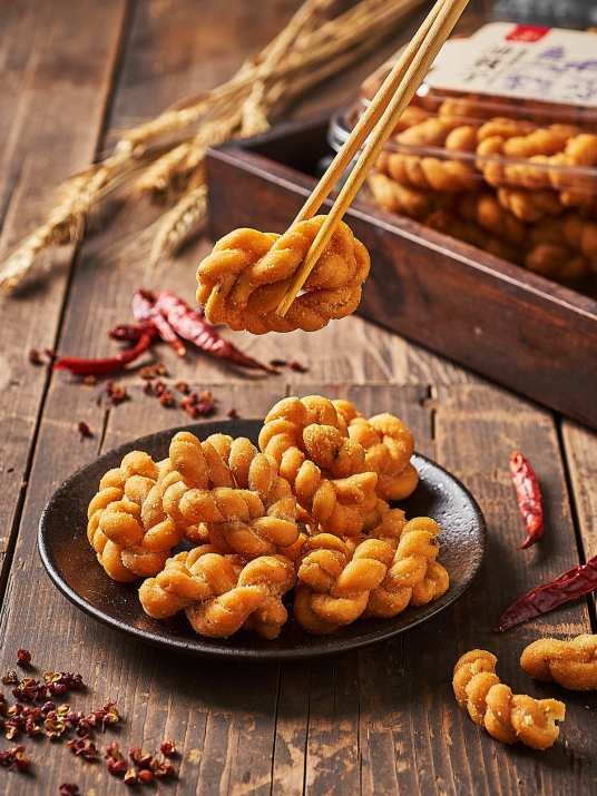 麻花(中国特色传统小吃)