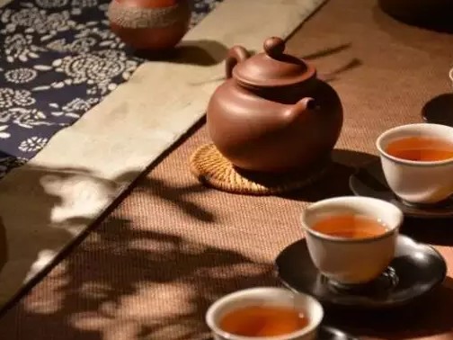 饮茶（降低胆固醇净化血液）