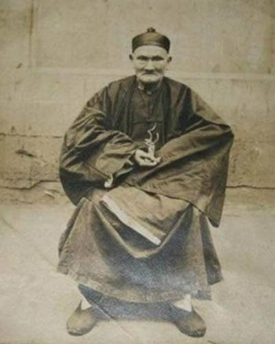 李庆远(在世256年的老人)