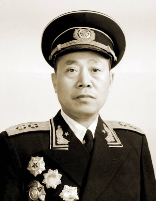 陶勇(原中国人民解放军海军副司令员、中将)