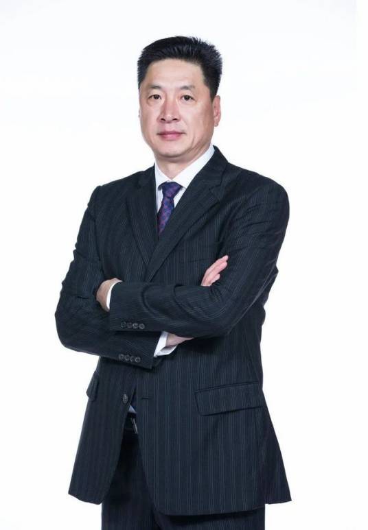 李春江(前中国篮球运动员、教练员)
