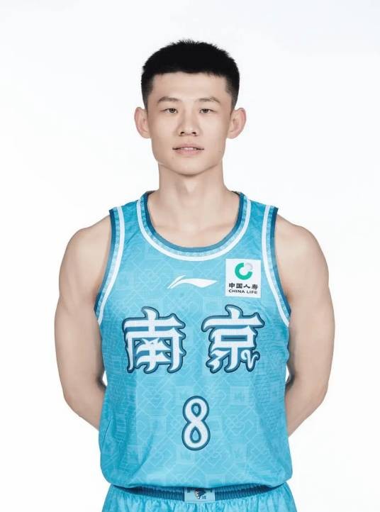 王岚嵚
