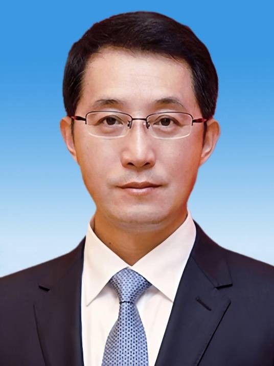 吴庆文（第十四届全国人大代表，江苏省苏州市委副书记，市人民政府市长，苏州港管委会主任）