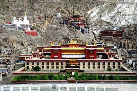 扎什伦布寺（第一批全国重点文物保护单位、国家5A级景区）