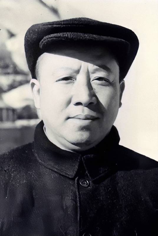 王若飞（中国共产党早期杰出领导人、中共中央原秘书长）