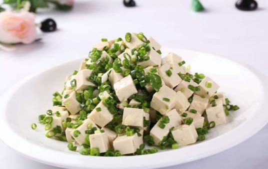 小葱拌豆腐
