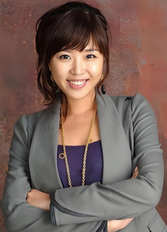 申智（韩国女演员、音乐人）