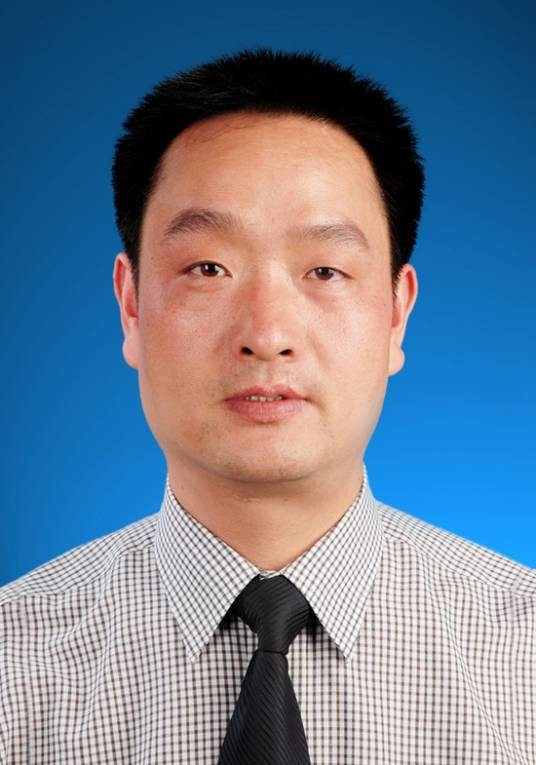 裴春亮