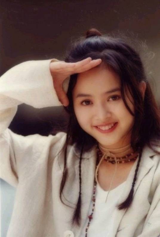 叶蕴仪(中国香港女演员、歌手、主持人)