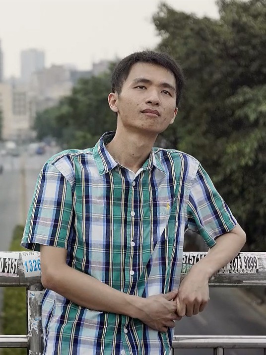 许立志（中国当代诗人）