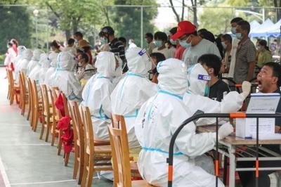 郑州超市人山人海,官方称不用抢购,市民该如何理智囤物?