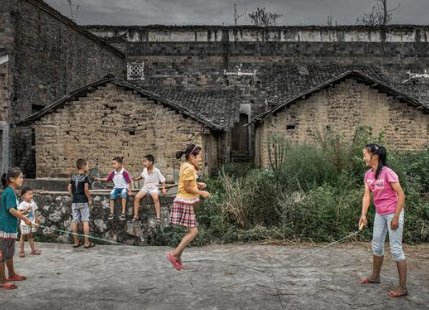 小学开学三天竟没有老师上课,究竟是怎么回事?