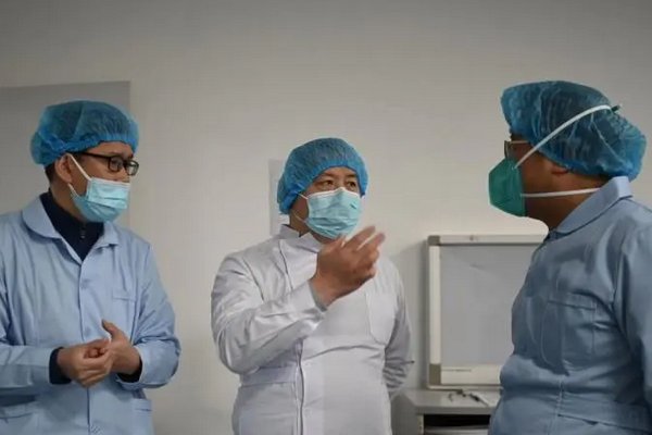 重症与死亡人数不断攀升，上海的医疗资源能抗得住吗？