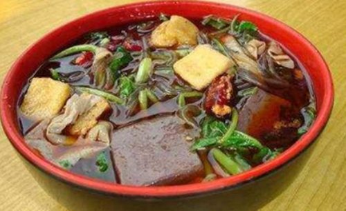 学生餐厅一档口辣椒油含罂粟粉,涉案者会面临什么刑事处罚?