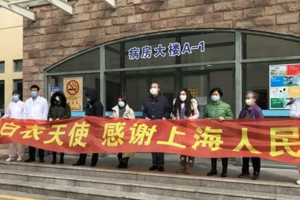 重症与死亡人数不断攀升,上海的医疗资源能抗得住吗?