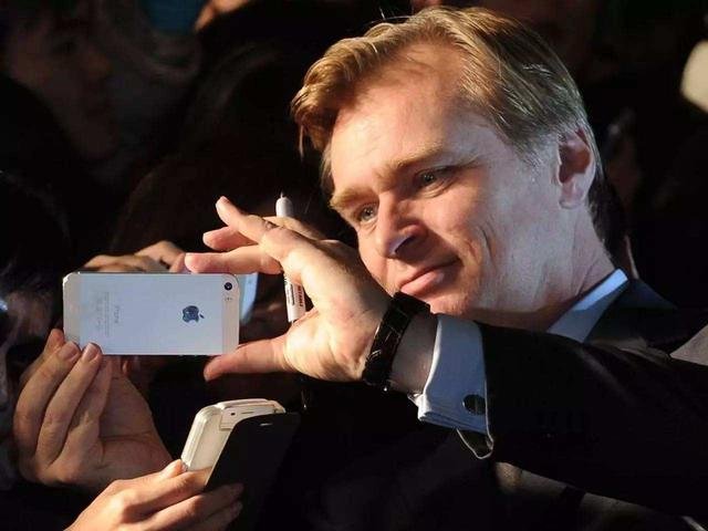 暮光之城男主是不是新冠去世了?