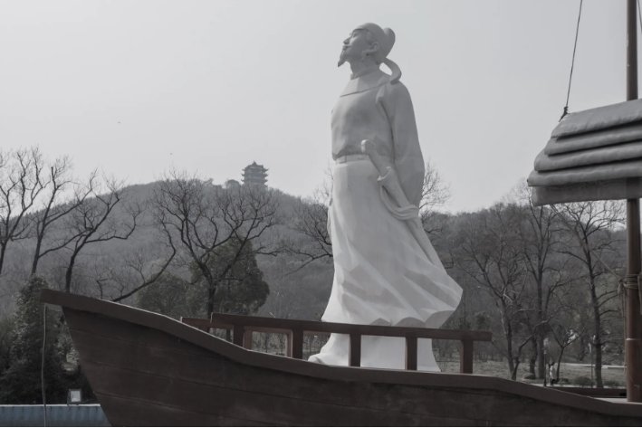 明湖晓月意思