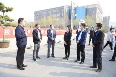 郑州超市人山人海,官方称不用抢购,市民该如何理智囤物?