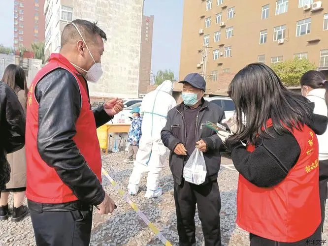 有人卖高价菜月入40万?呼和浩特警方通报,嫌疑人的现状如何?