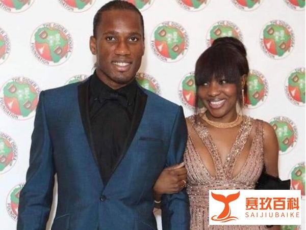 德罗巴确认与相爱20年妻子离婚,外媒曝光德罗巴出轨视频
