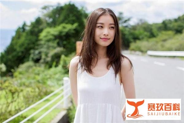 理想型是倪妮！范丞丞害羞回答喜欢女孩类型，帅哥爱美女，正常