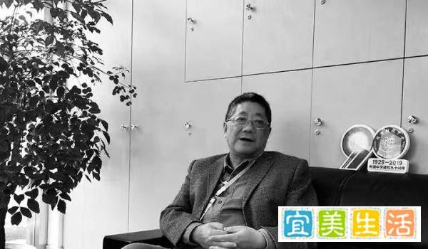 痛失巨擘:65岁通信领域国际著名专家李少谦,在主持学术会议时突发疾病逝世。