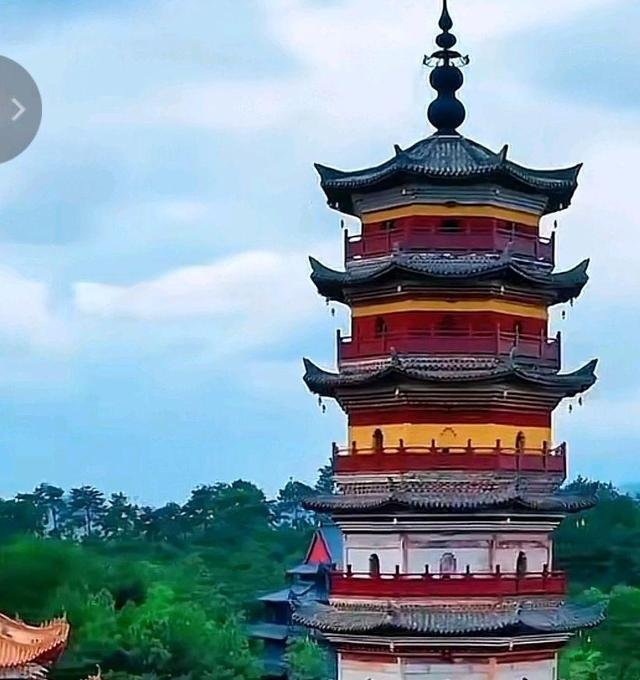 江西一方丈坠楼身亡,这位方丈究竟是自杀还是他杀?