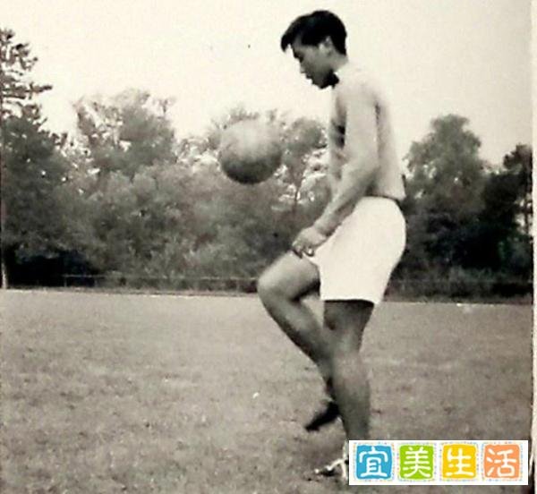 国足官方悼念李元魁：球员、教练、评论员，李指导千古！