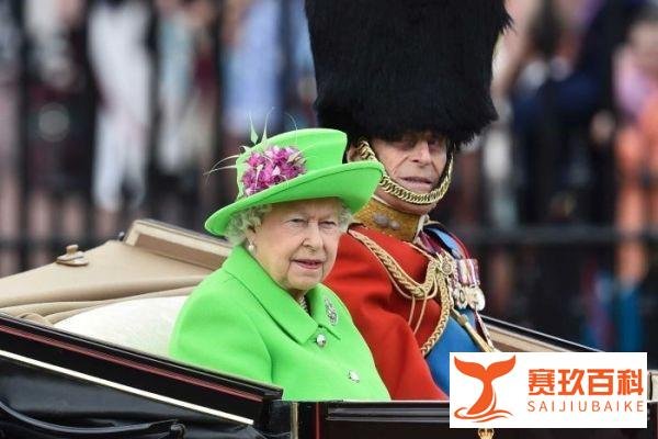 英国女王为何一年过两次生日?