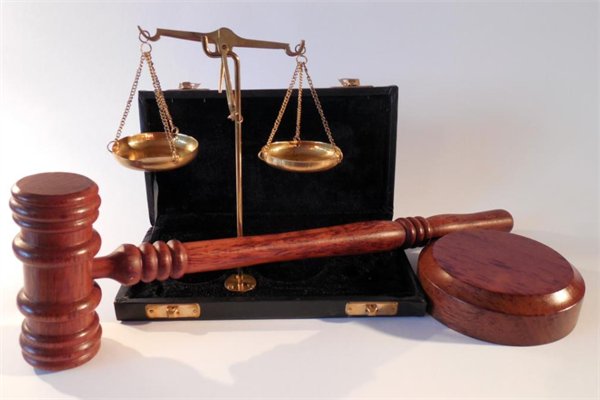广西一男子发布弹指爆炸特效视频被刑拘，他为什么要发布这样的特效视频？