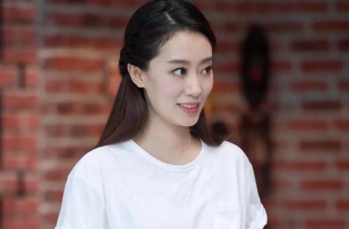 张小斐说35岁也有很好的一面，她属于大器晚成吗？